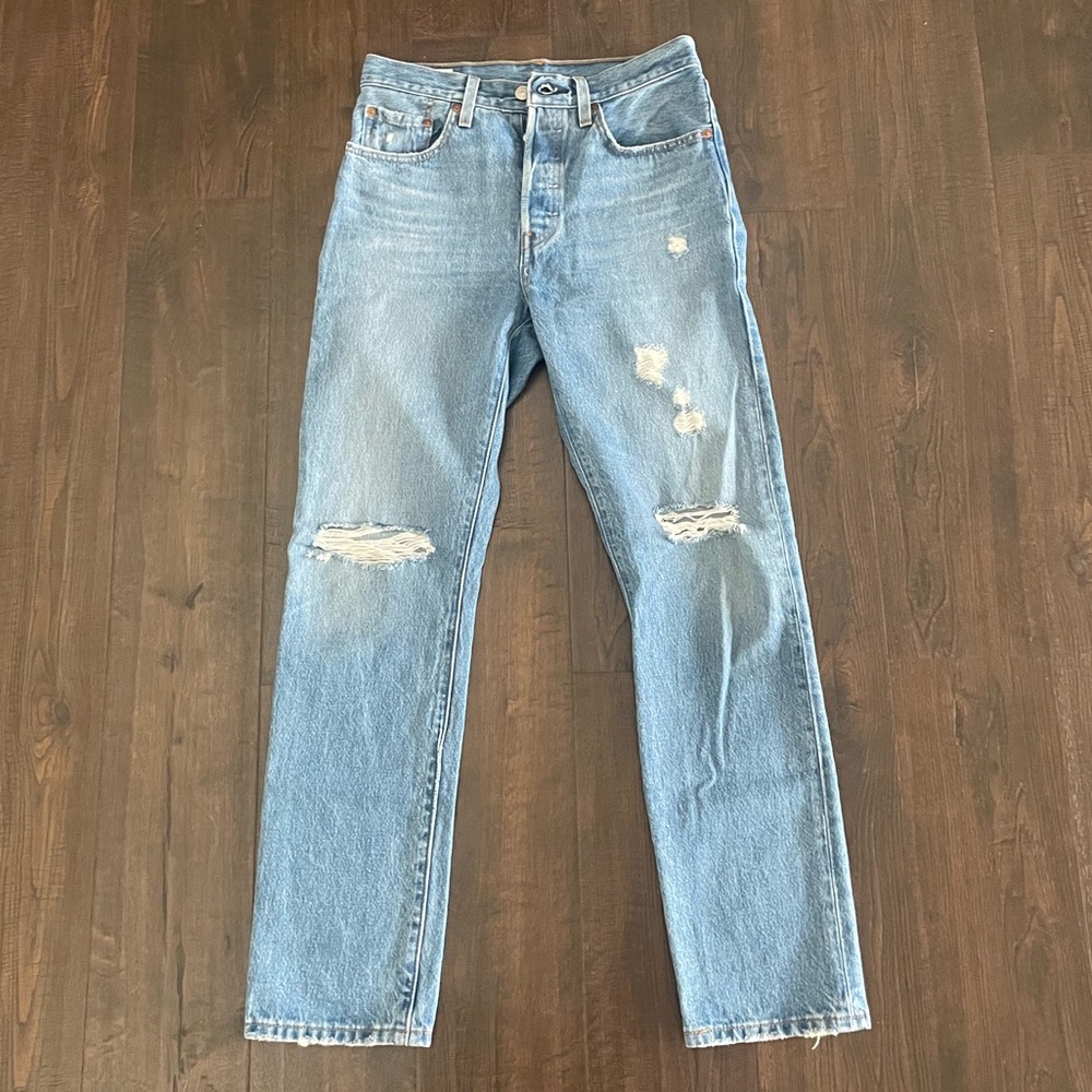 Levi 501 Straight Jean Athens Crown Distressed W26 L30